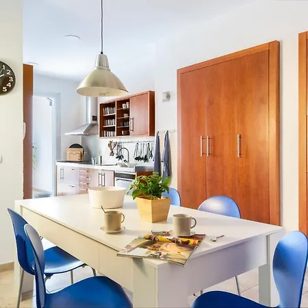 Alohamundi Triana Holiday home Seville